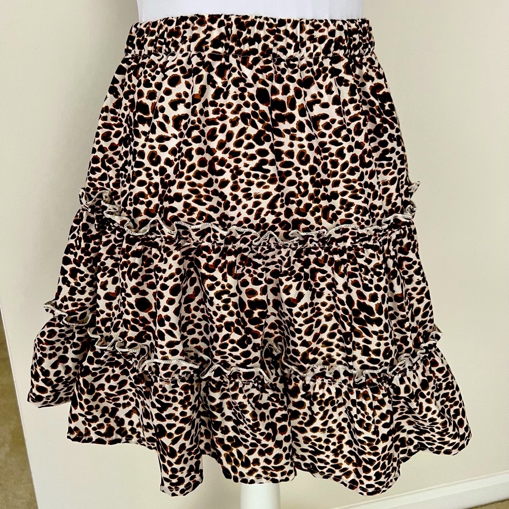 Shein Leopard Print Ruffle Skirt- Size Medium